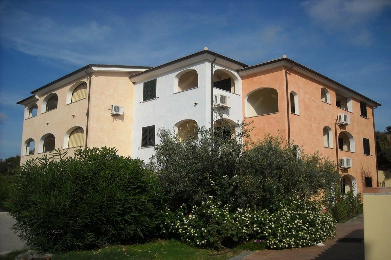 Residence Il Borgo Orosei Exterior photo